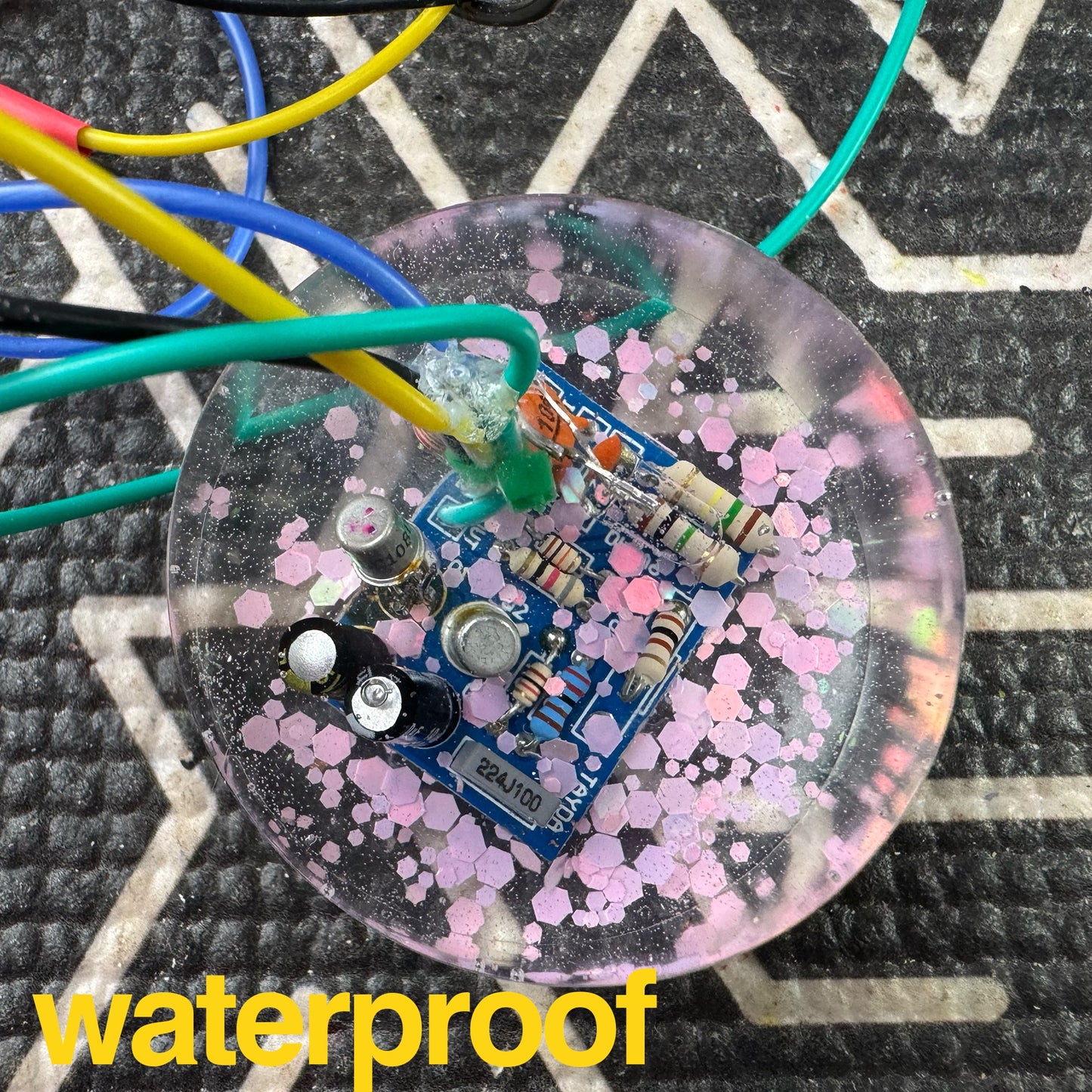WÅTRFÜZZ - House Plant Fuzz Circuit in Resin